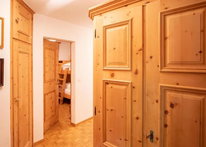 Appartement Chesa Cresta By Interhome Surlej